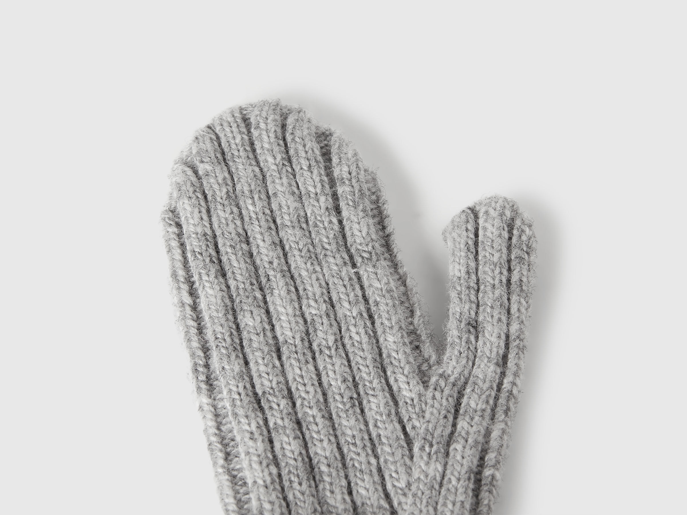 KNITTED GLOVES Junior Boy image number 2